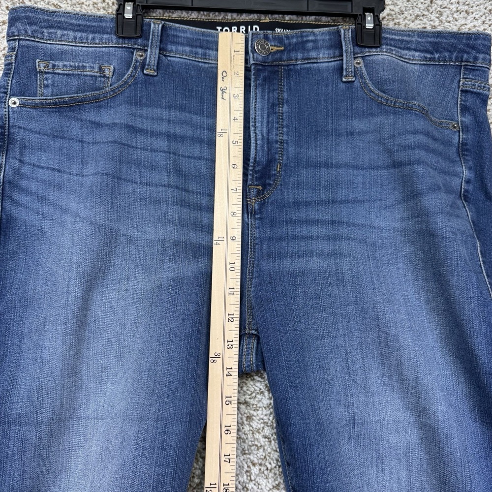 Torrid Jeans Women's 20S Sky High Skinny Premium Stretch Medium Wash Plus Size - Picture 5 of 15